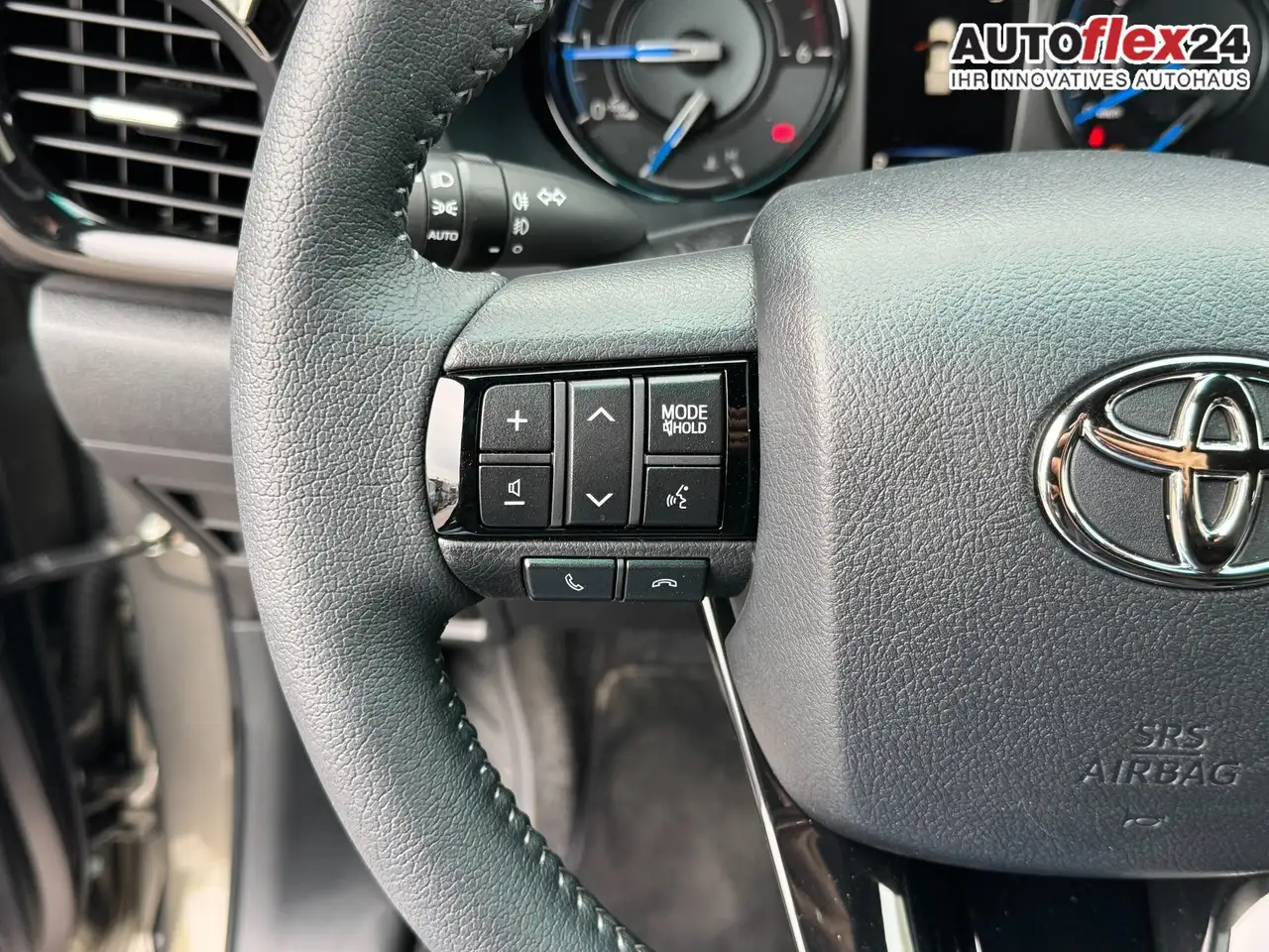 Toyota Hilux 7
