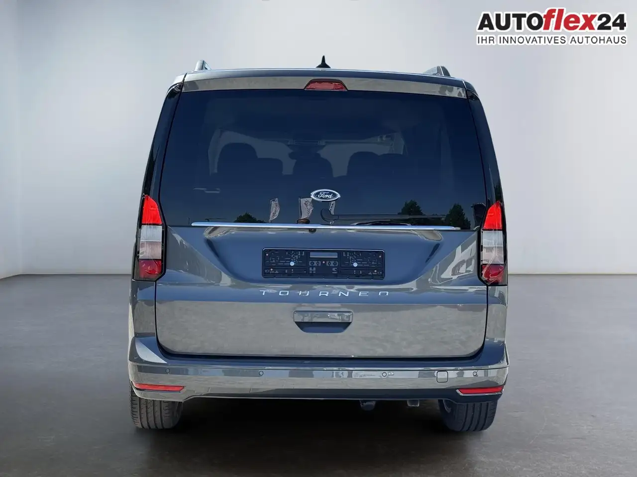 Ford Tourneo 4