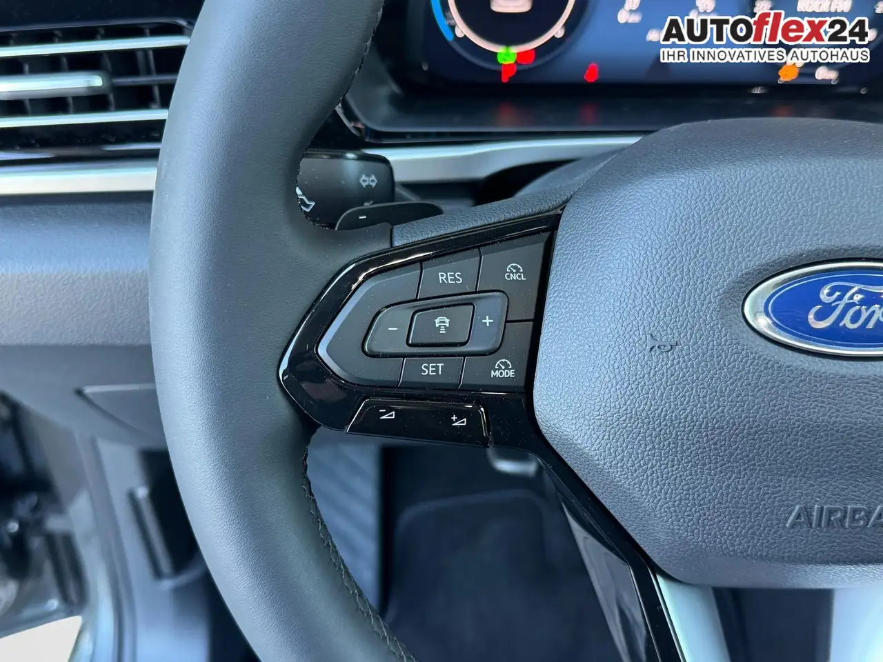 Ford Tourneo 14