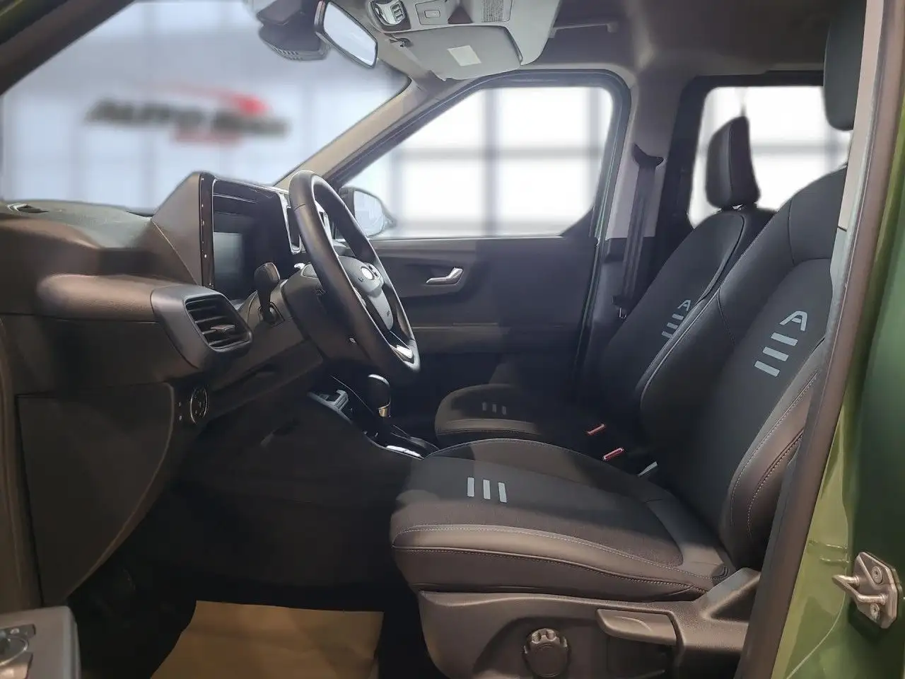 Ford Tourneo 8