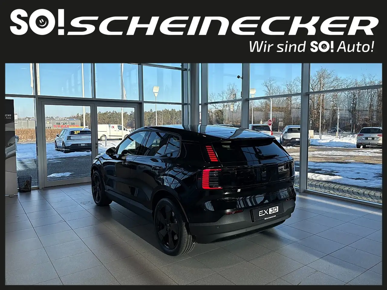 Volvo EX30 3