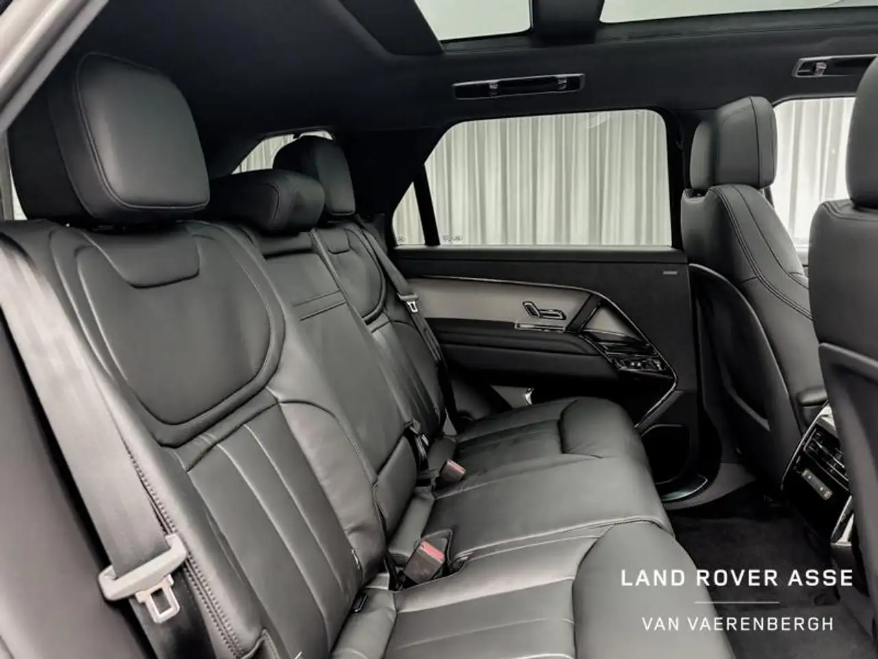 Land Rover Range Rover 6