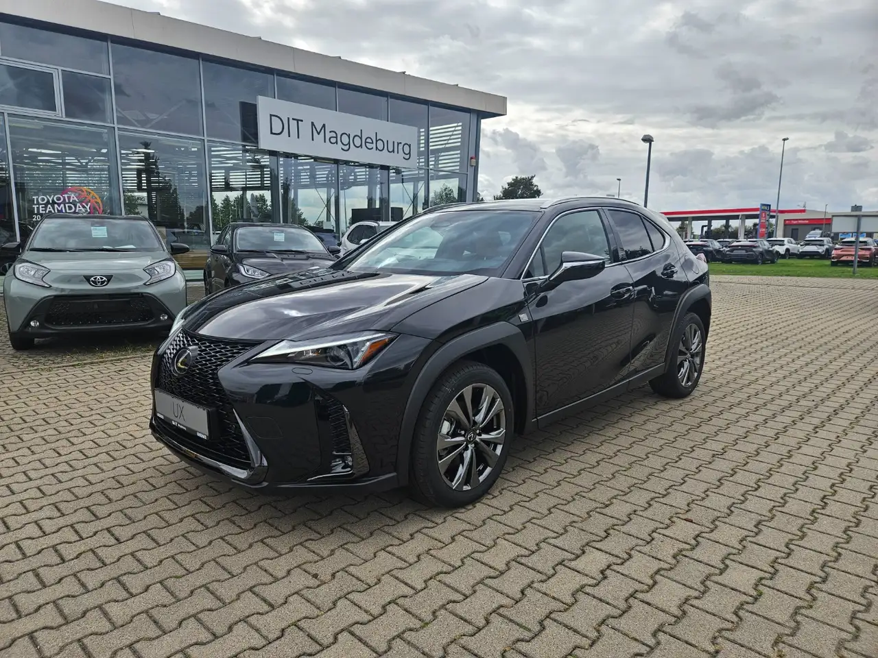 Lexus UX
