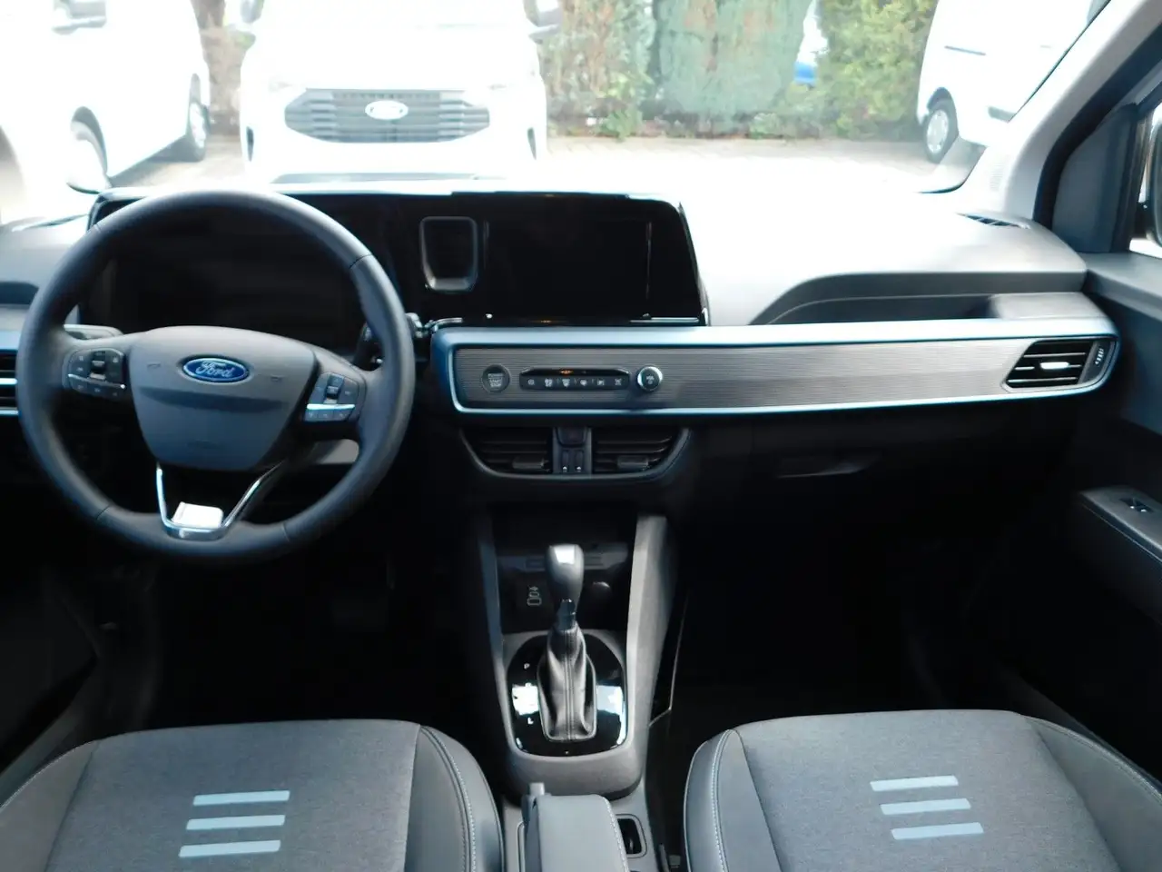 Ford Tourneo 6