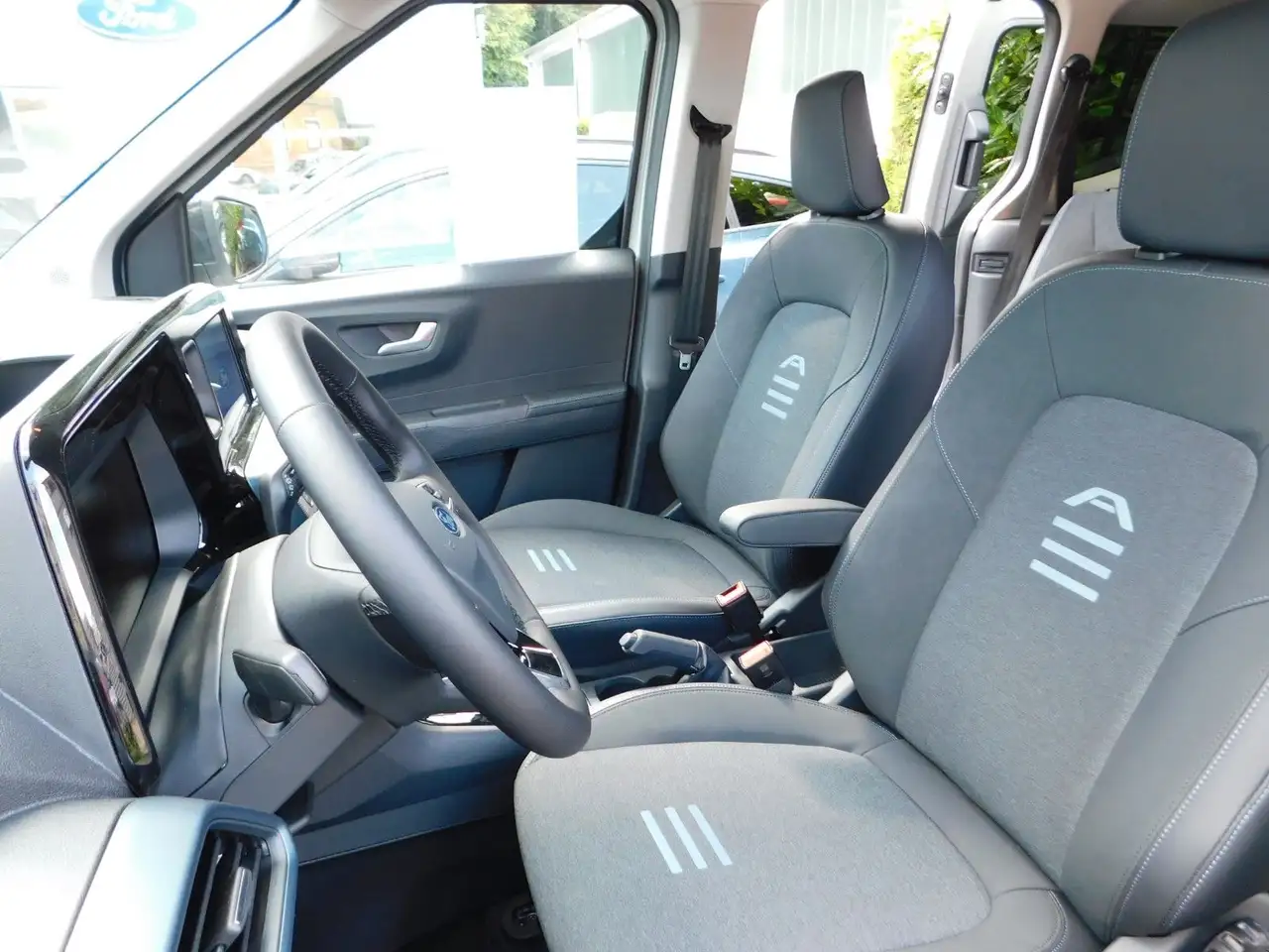 Ford Tourneo 7