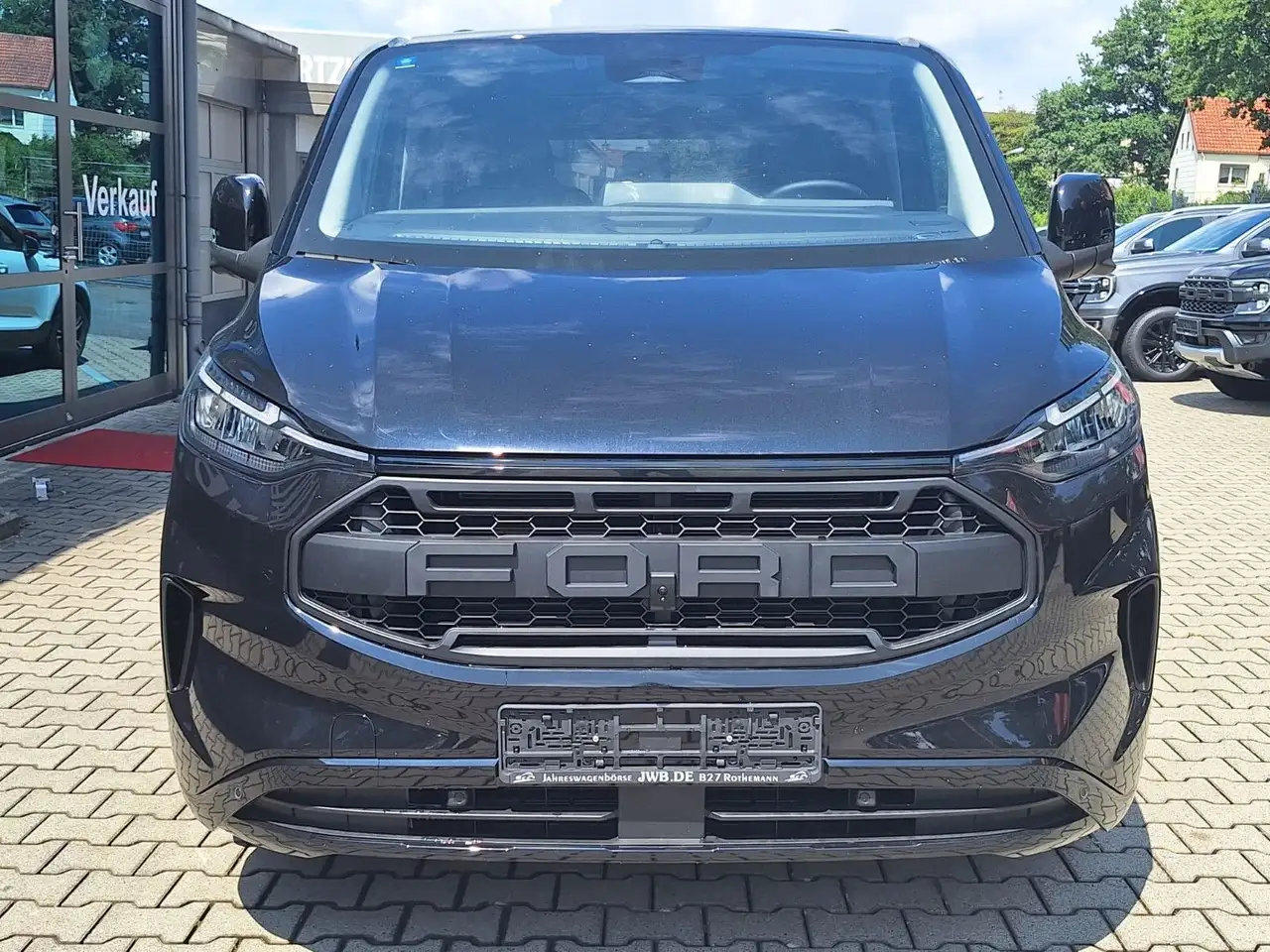 Ford Tourneo 4