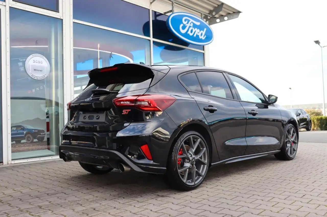 Ford Focus 7