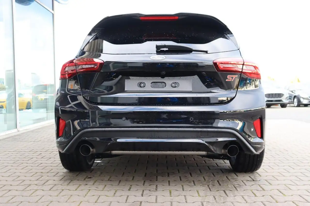 Ford Focus 8