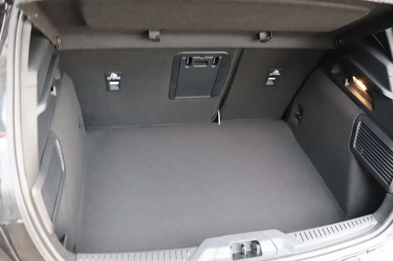 Ford Focus 10