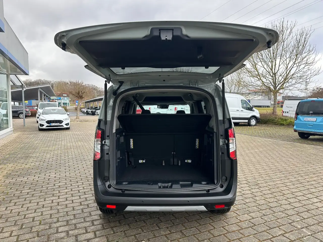 Ford Tourneo 7