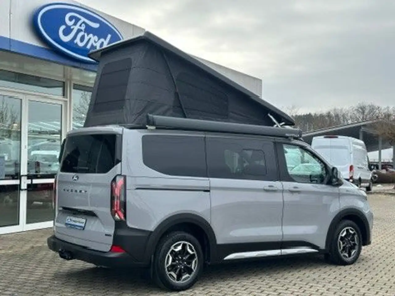 Ford Transit 4