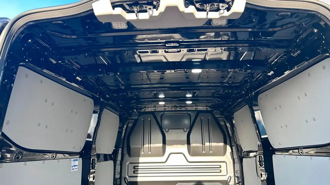 Ford Transit 7