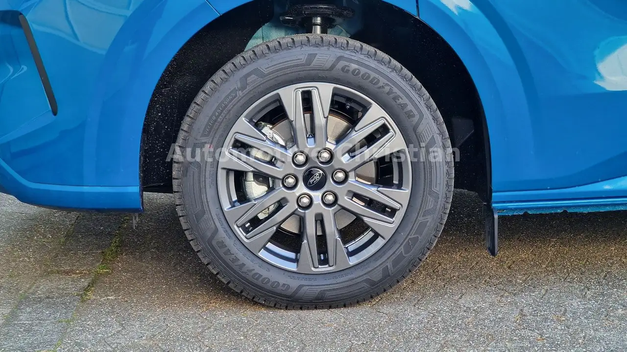 Ford Transit 13