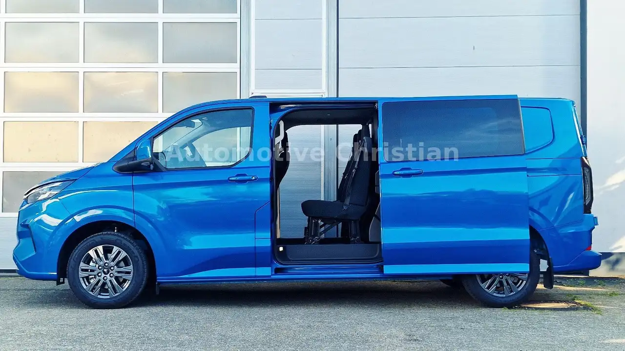Ford Tourneo 7