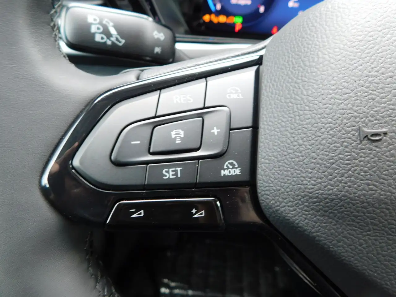 Ford Grand 15