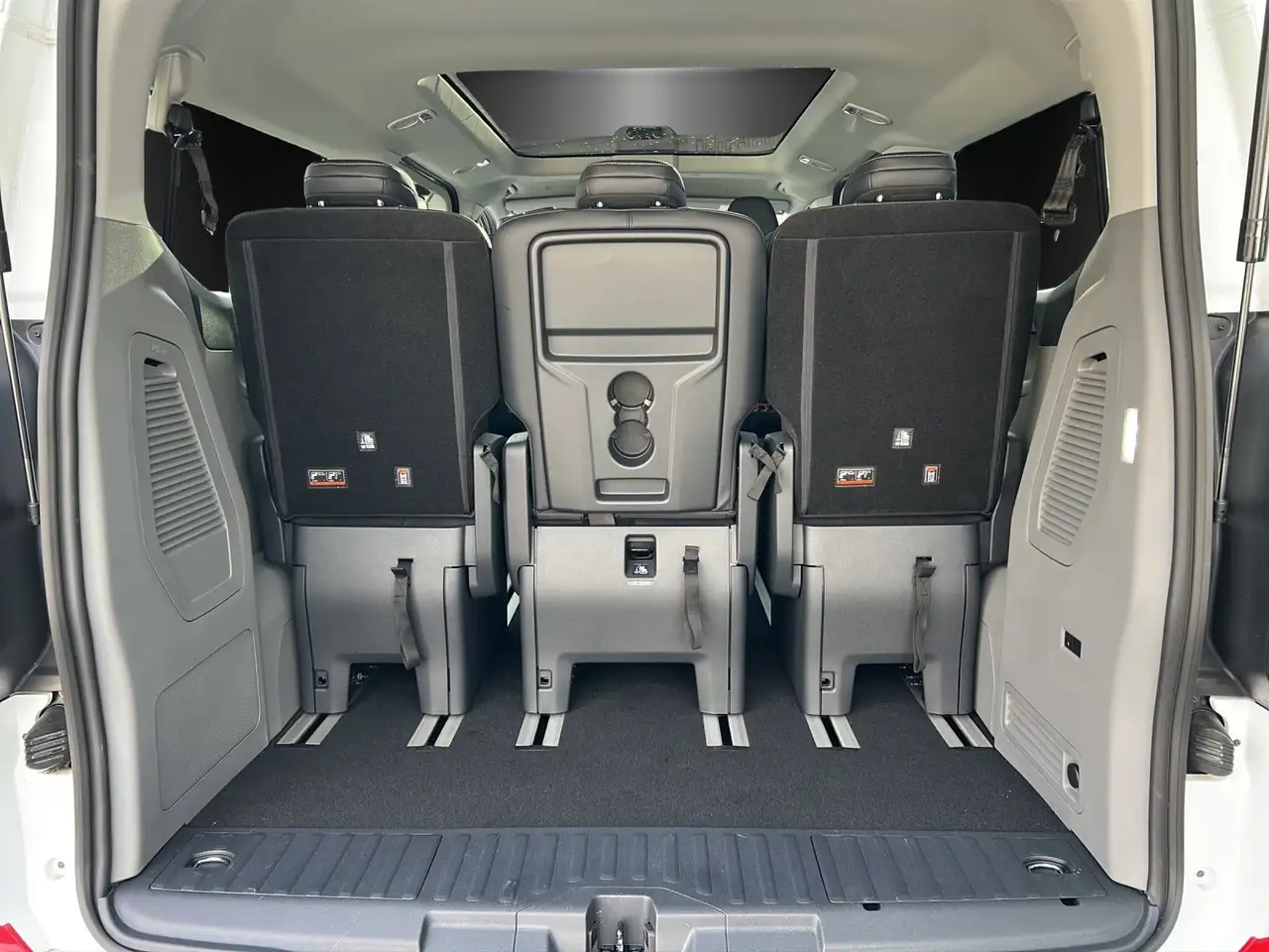 Ford Tourneo 7