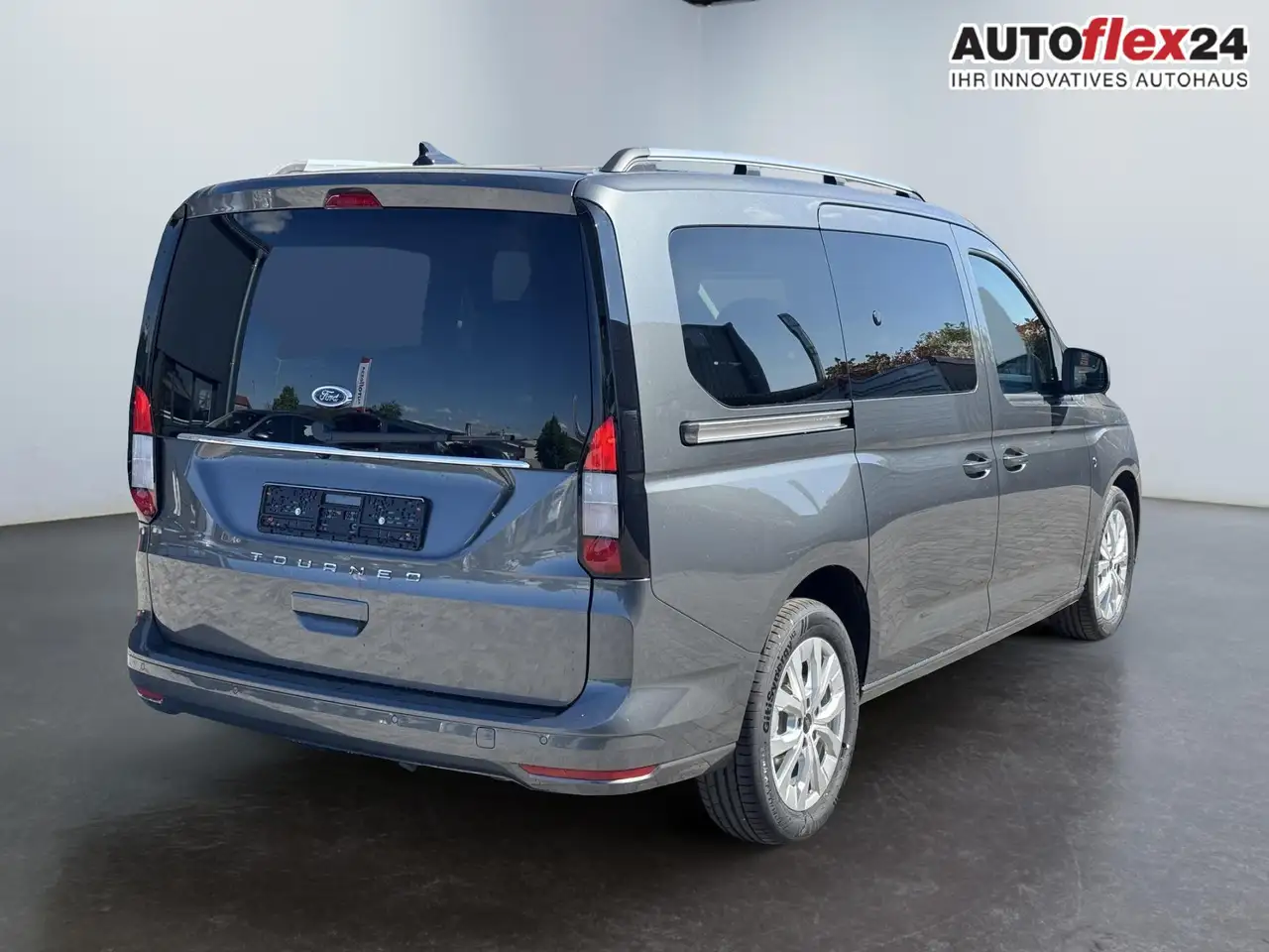Ford Grand 6