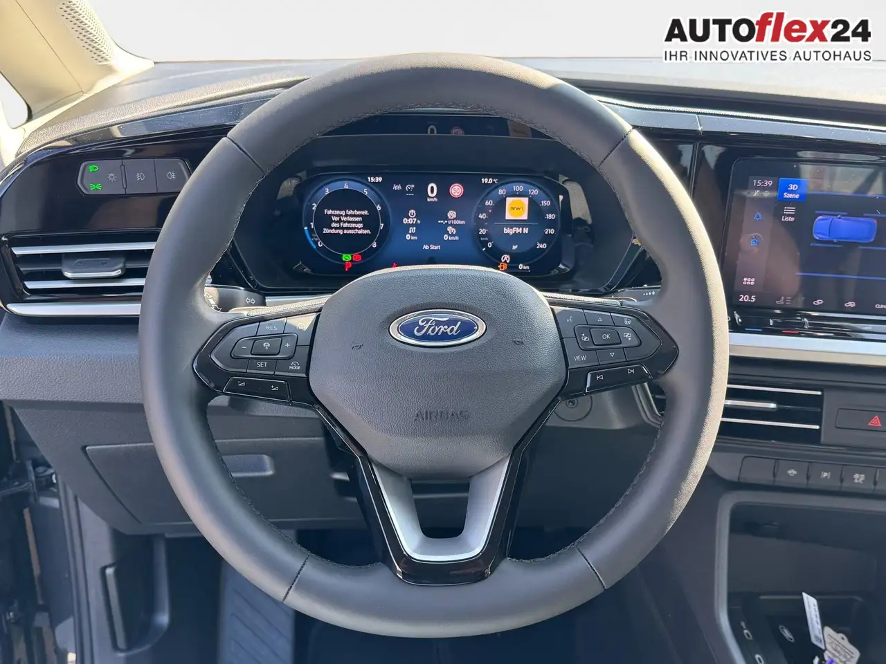 Ford Grand 12