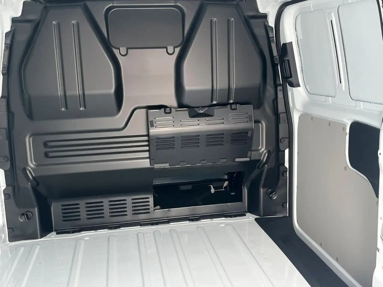 Ford Transit 14