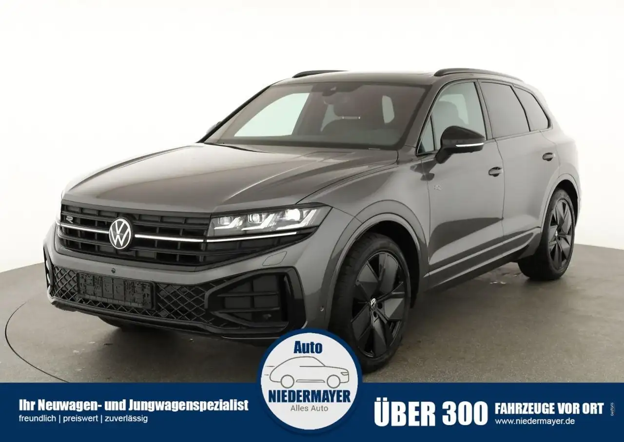 Volkswagen Touareg 3.0 TDI V6 R-LINE Black Final Edition, HuD, Luft, фото 1