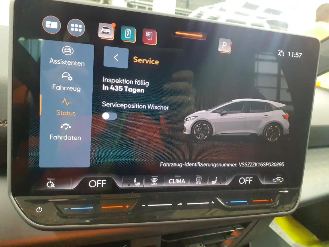 Cupra Born 8