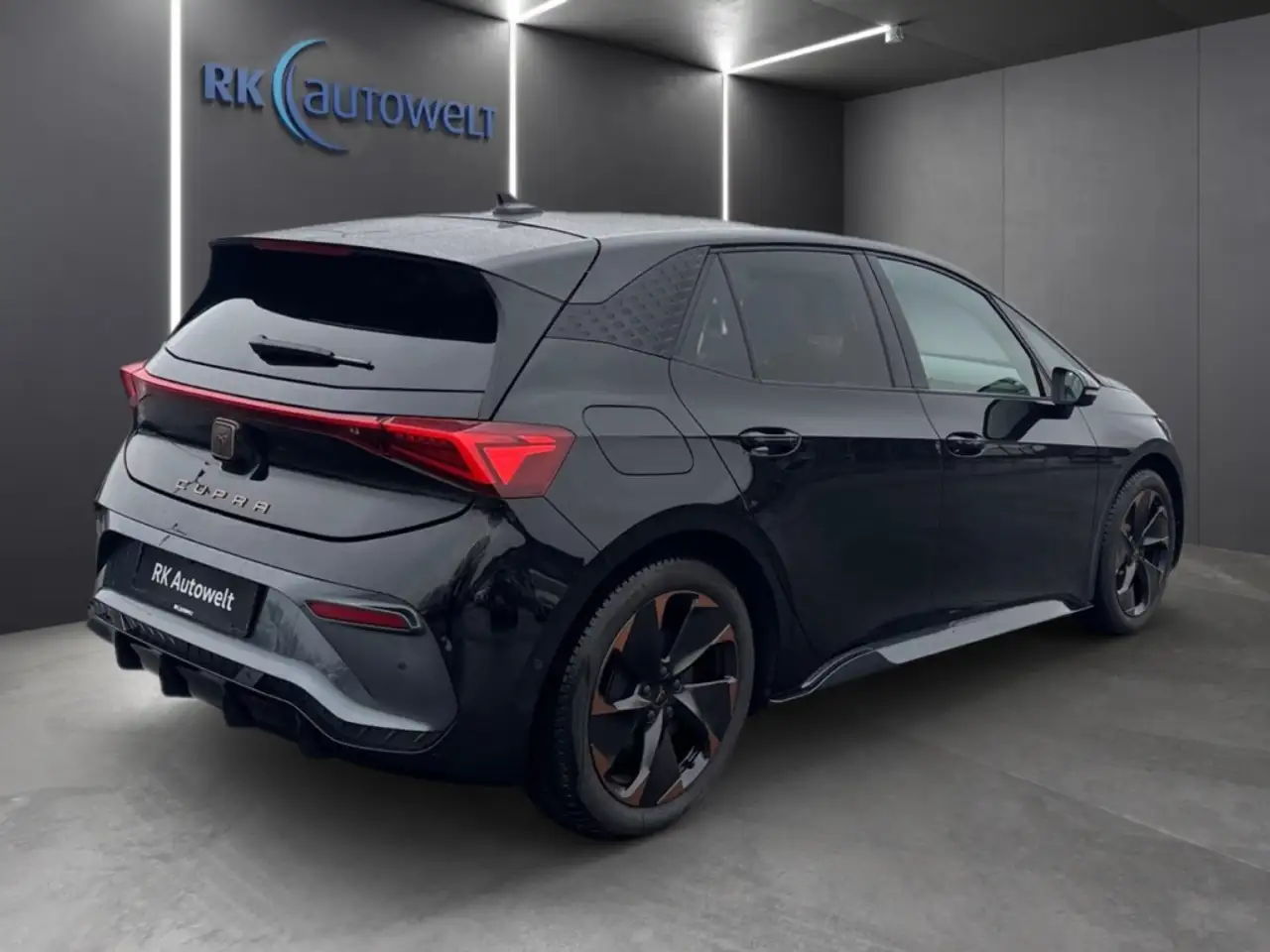 Cupra Born 4