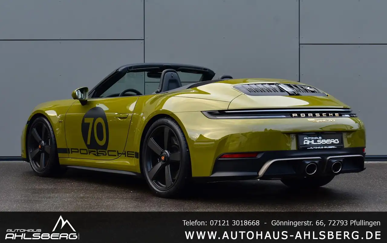Porsche 911 992 11