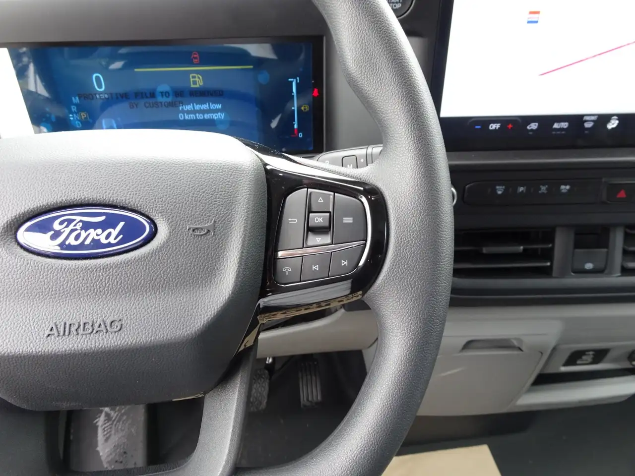 Ford Transit 13