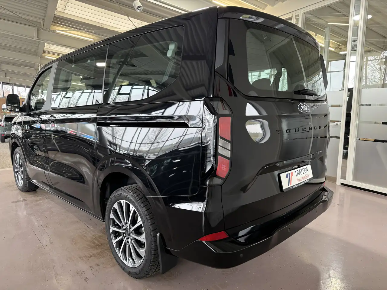 Ford Tourneo 5