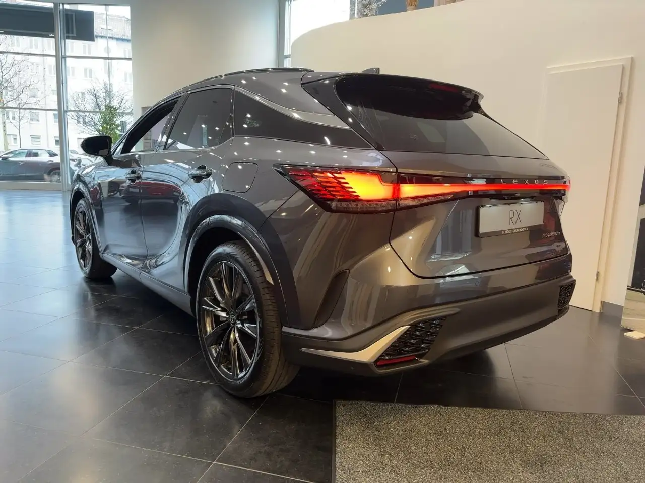 Lexus RX 5