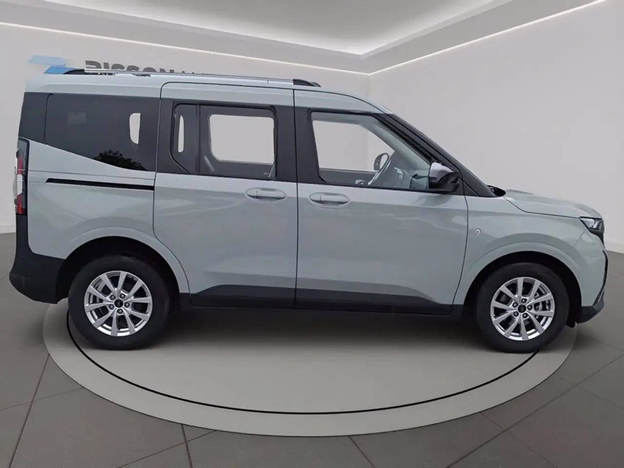 Ford Tourneo 6
