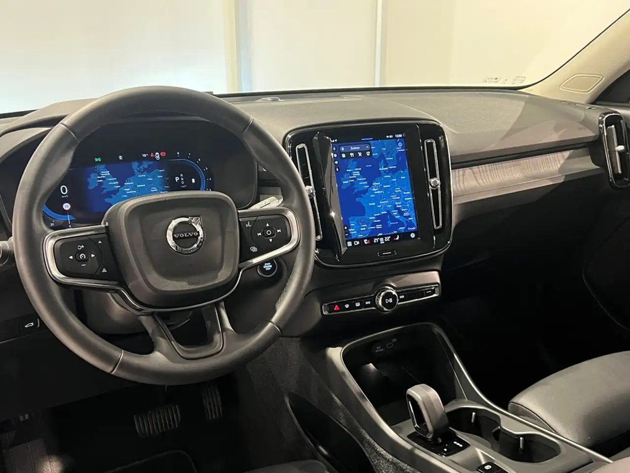 Volvo XC40 4