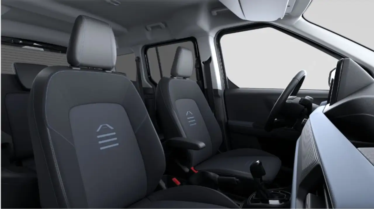 Ford Tourneo 13