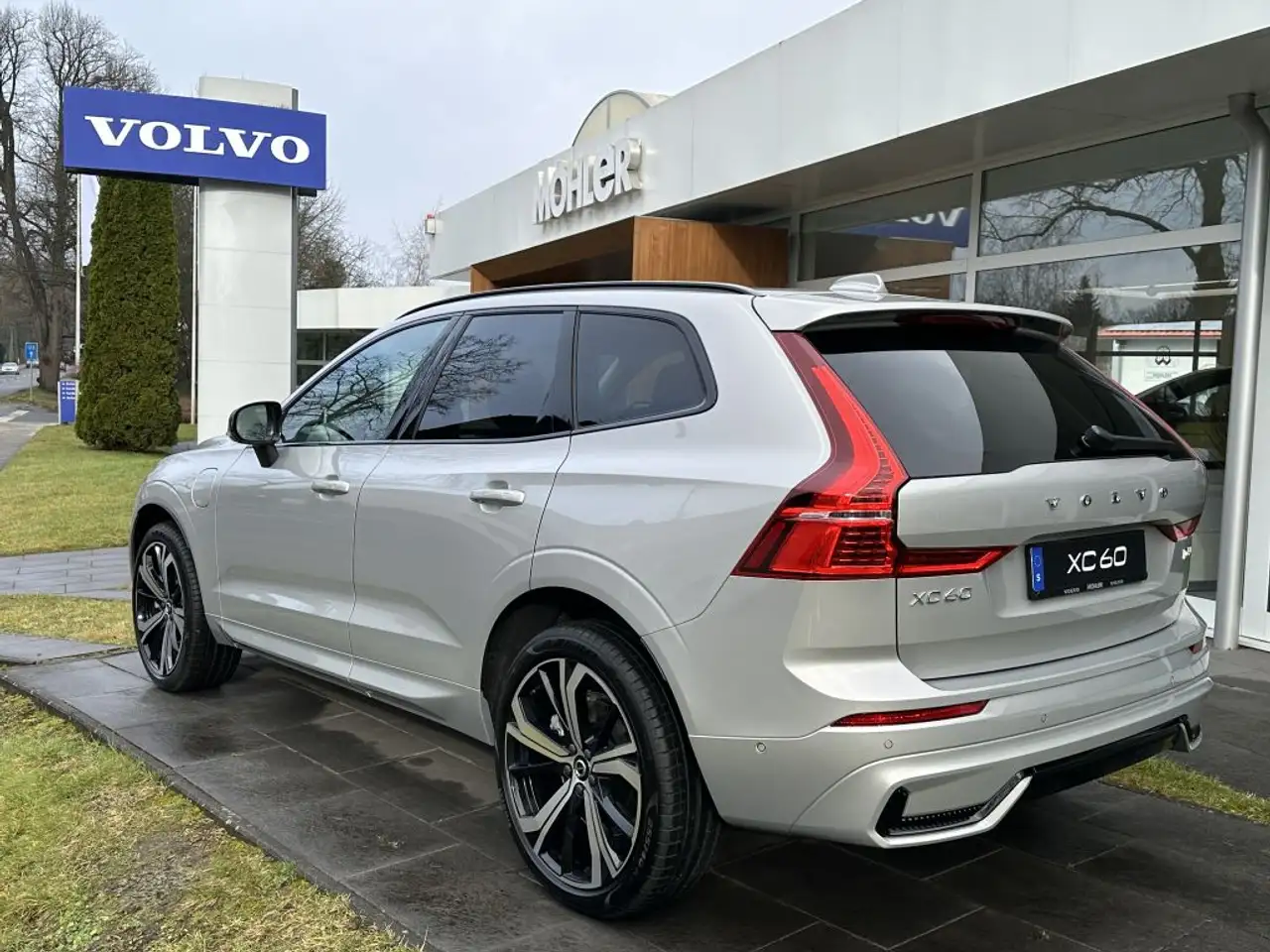 Volvo XC60 4
