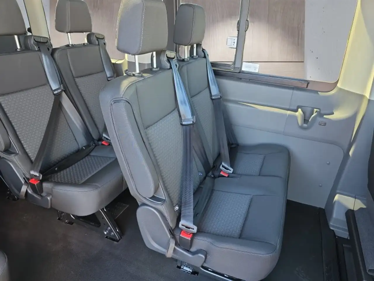 Ford Transit 13