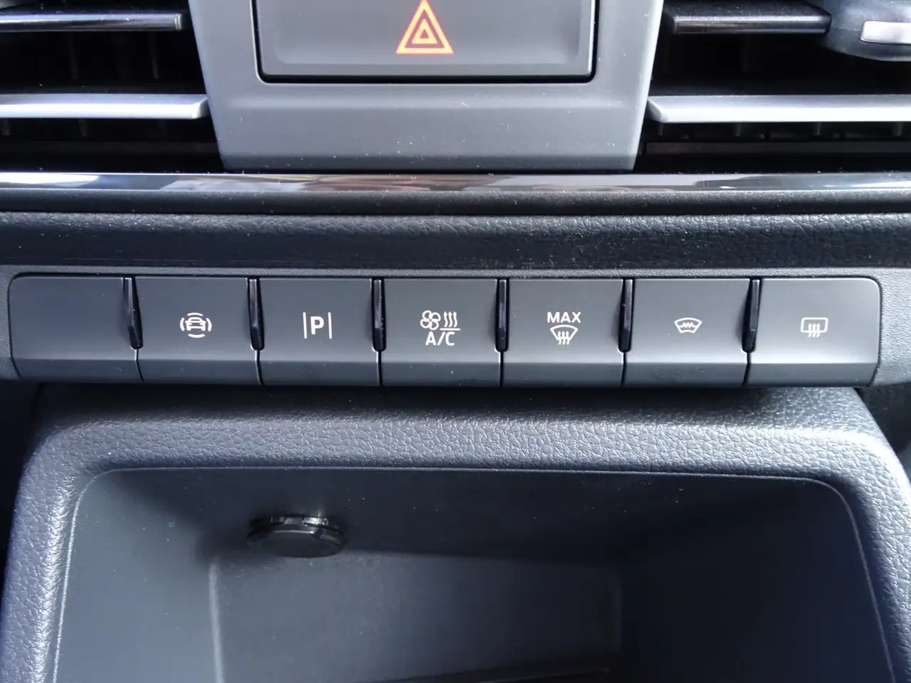 Ford Grand 15