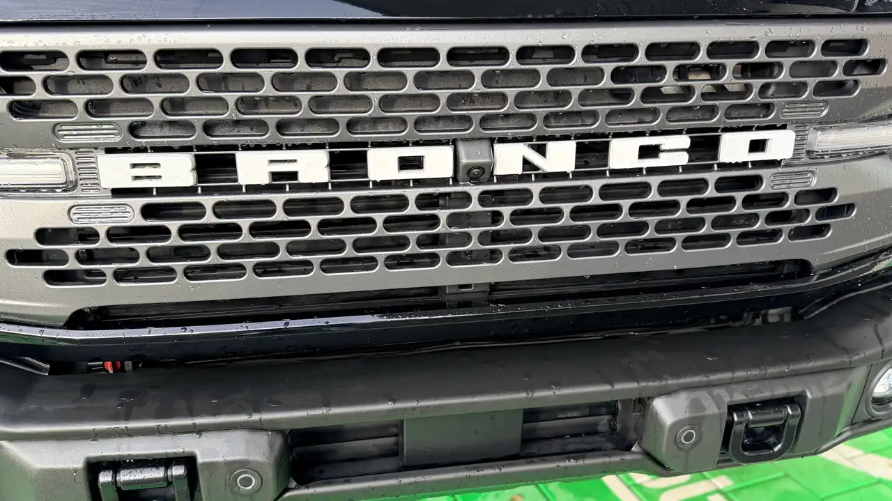 Ford Bronco 11