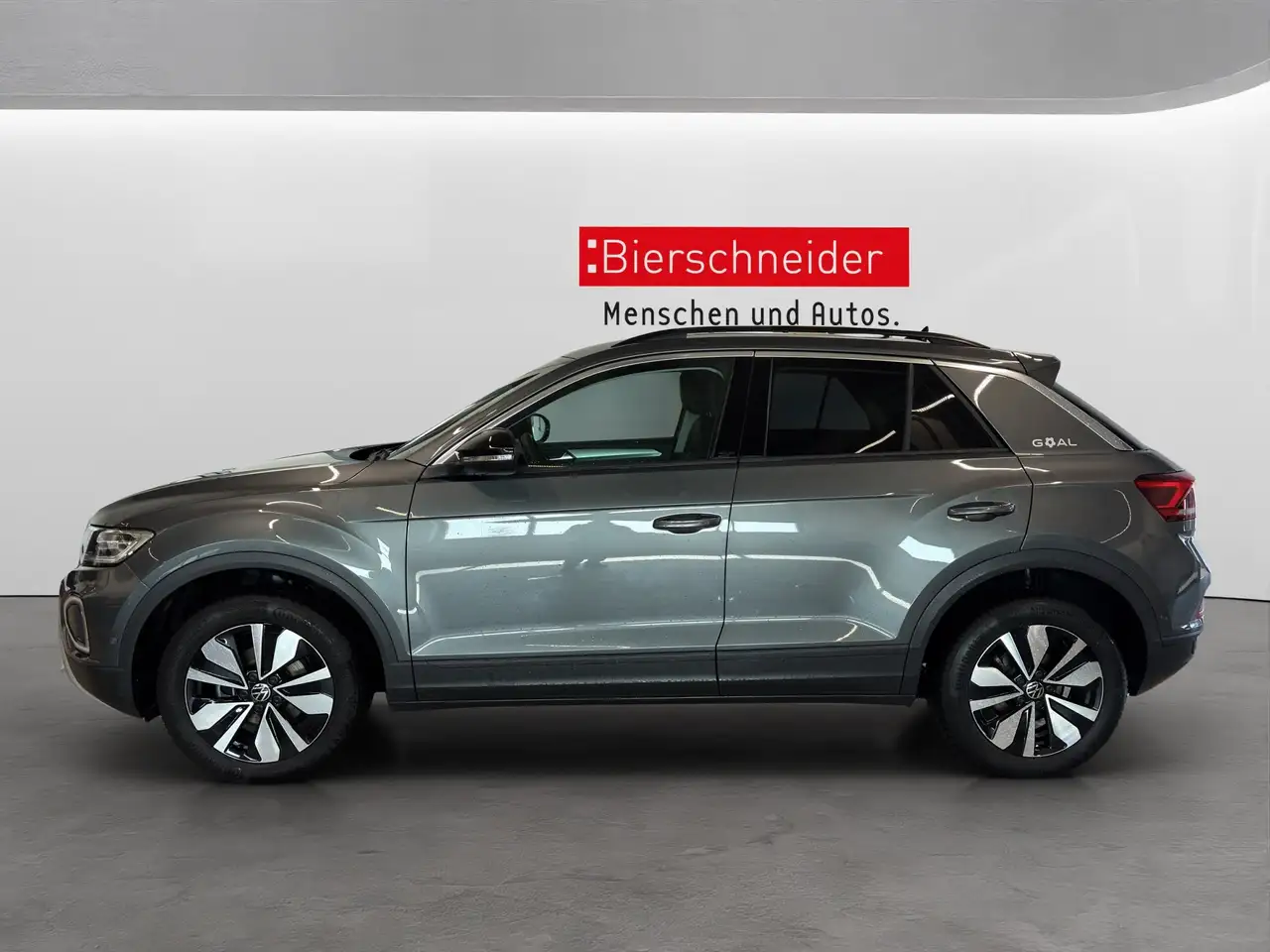 Volkswagen T-Roc 6