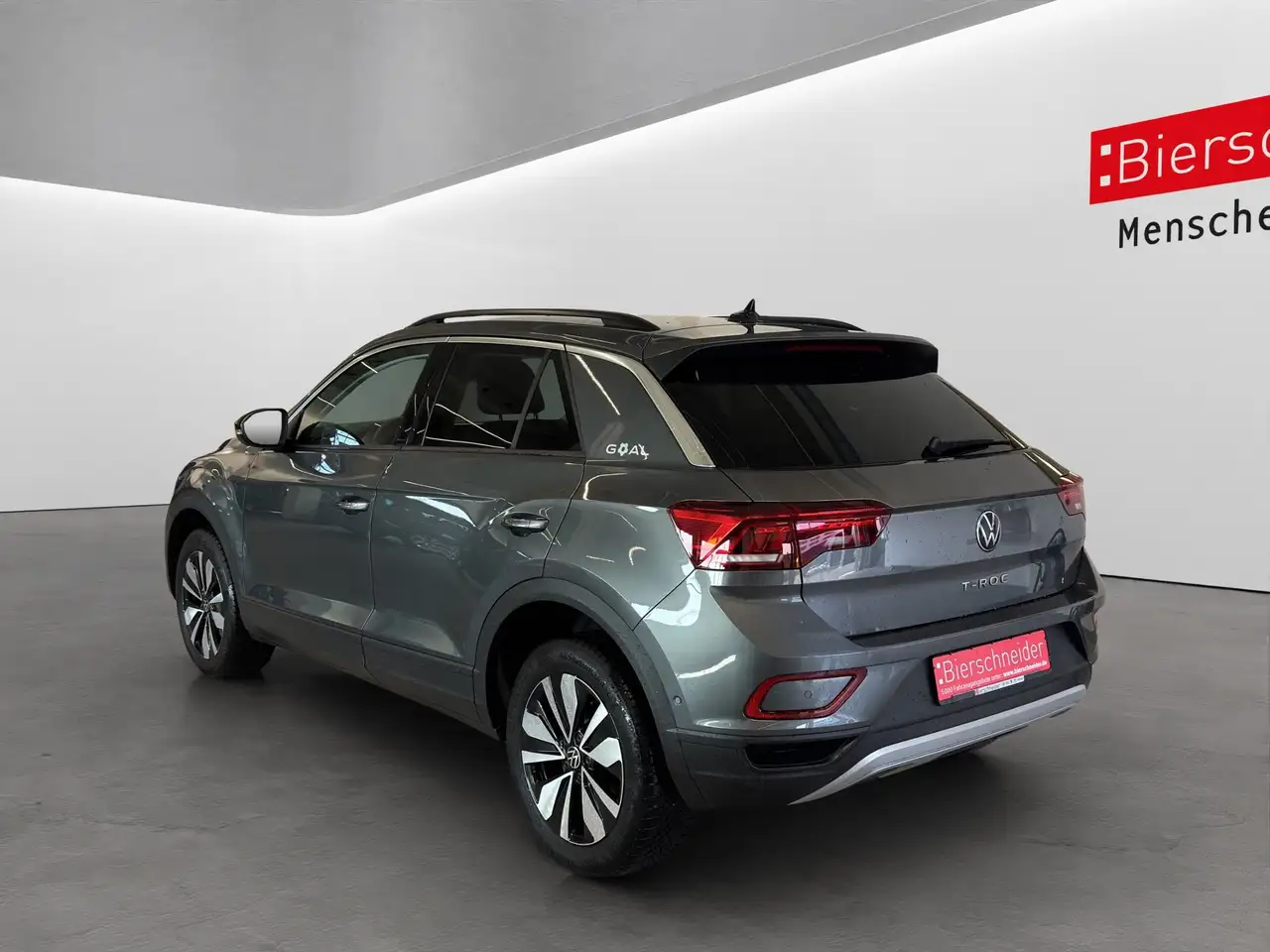 Volkswagen T-Roc 7