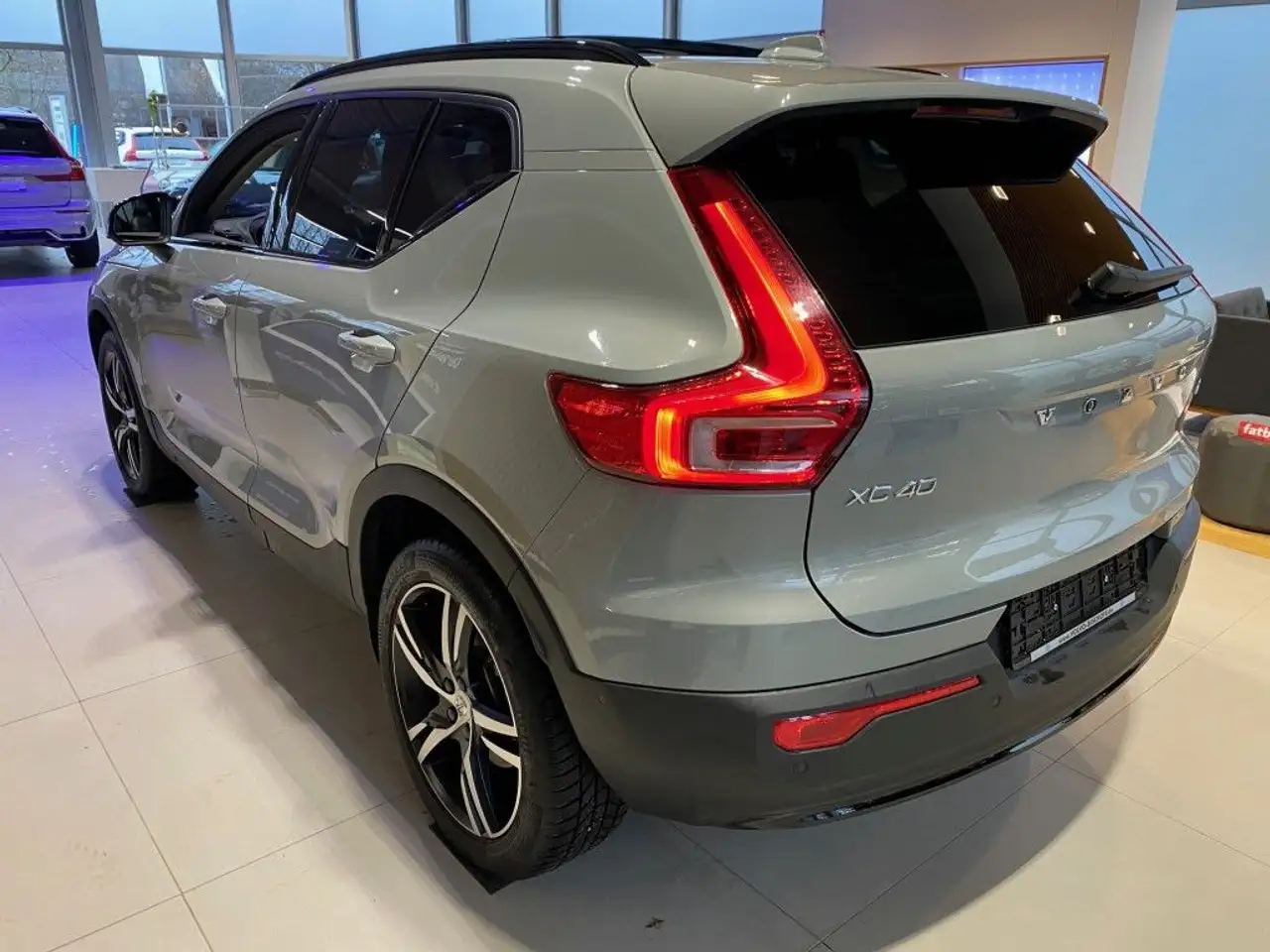 Volvo XC40 8