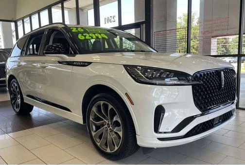 Lincoln Aviator