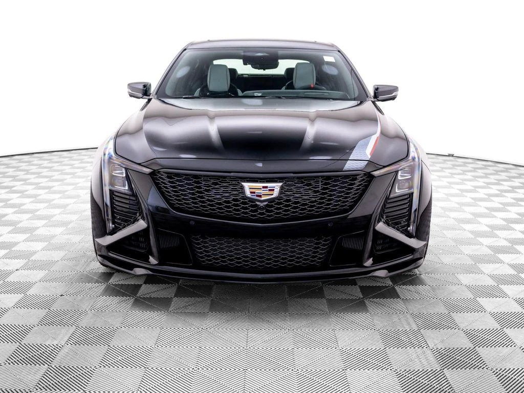 Cadillac CT5-V 8