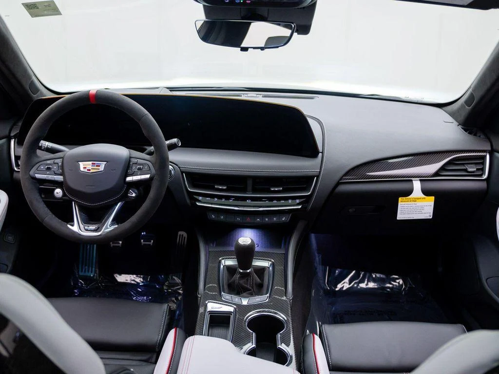 Cadillac CT5-V 9