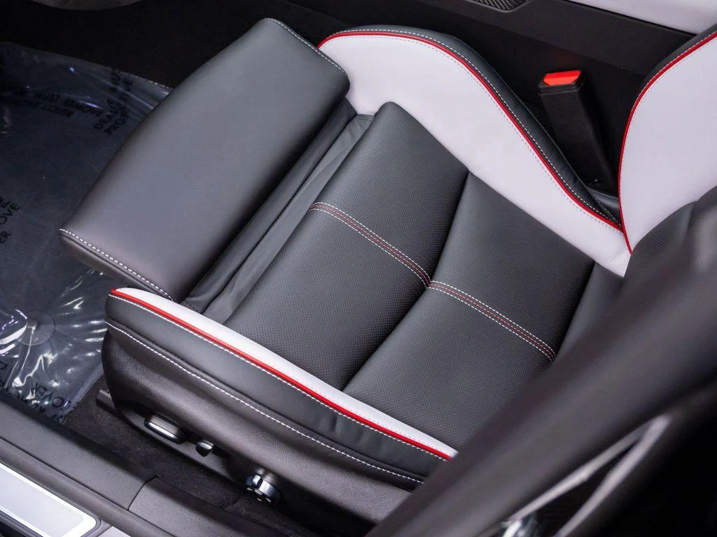 Cadillac CT5-V 13