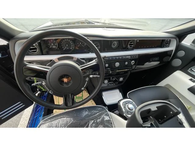 Rolls-Royce PHANTOM 63