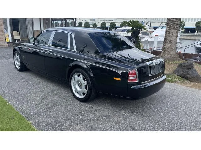 Rolls-Royce PHANTOM 18