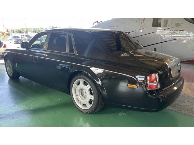 Rolls-Royce PHANTOM 54