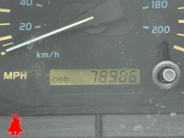 AMERICA LEXUS LX470 38