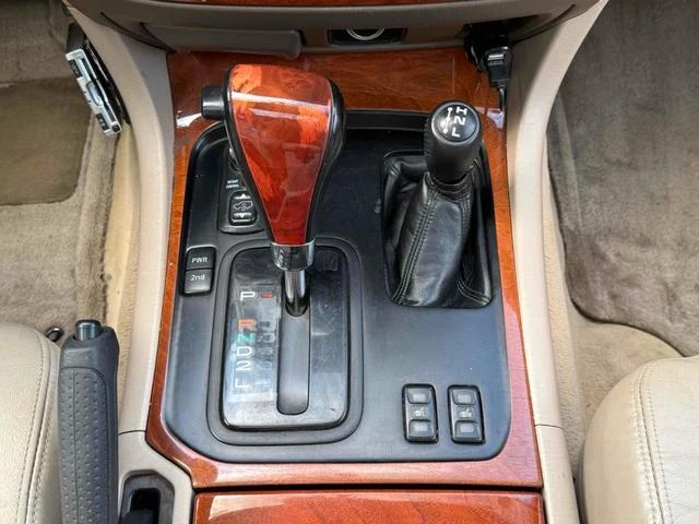 AMERICA LEXUS LX470 5