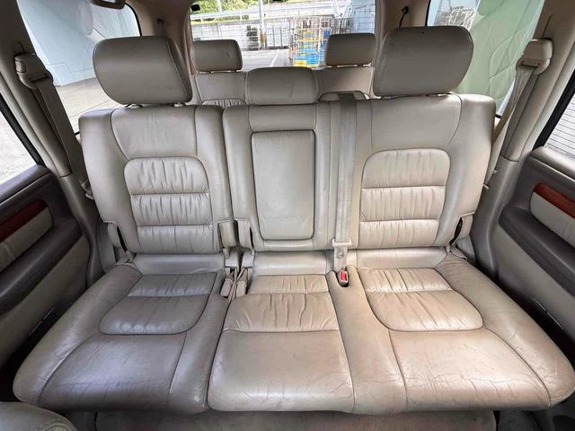AMERICA LEXUS LX470 28